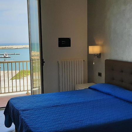 Casa Azzurro Di Mare Apartment เวียสเต ภายนอก รูปภาพ