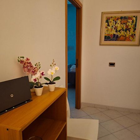 Casa Azzurro Di Mare Apartment เวียสเต ภายนอก รูปภาพ