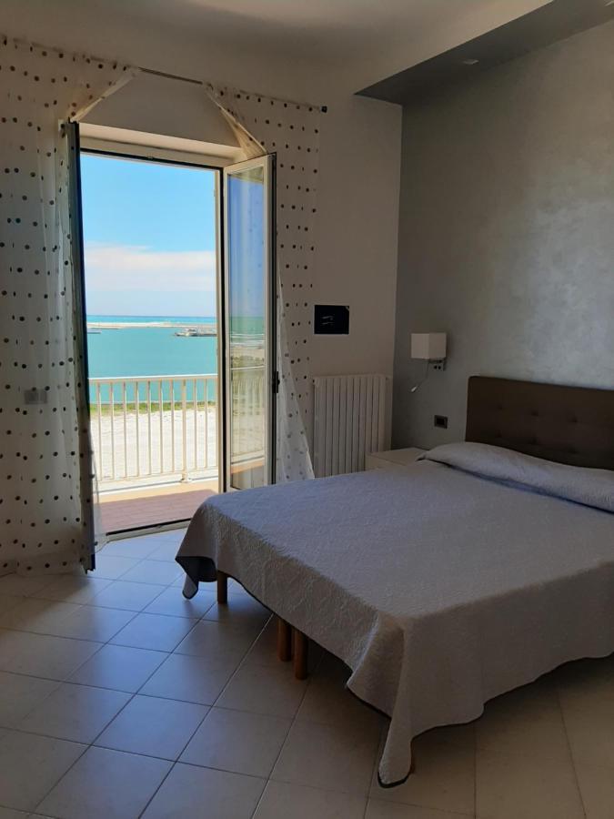 Casa Azzurro Di Mare Apartment เวียสเต ภายนอก รูปภาพ