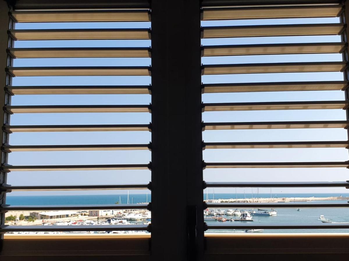 Casa Azzurro Di Mare Apartment เวียสเต ภายนอก รูปภาพ