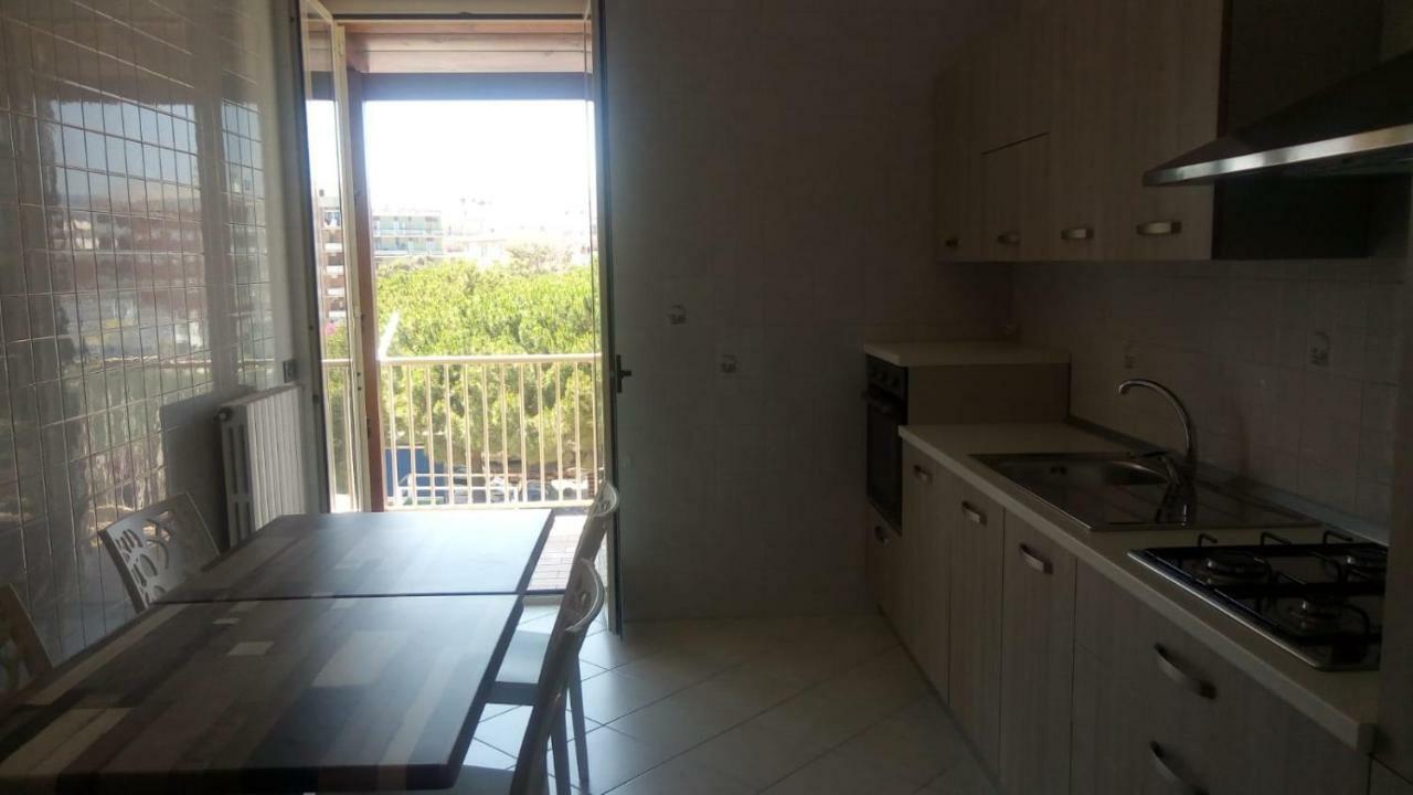 Casa Azzurro Di Mare Apartment เวียสเต ภายนอก รูปภาพ