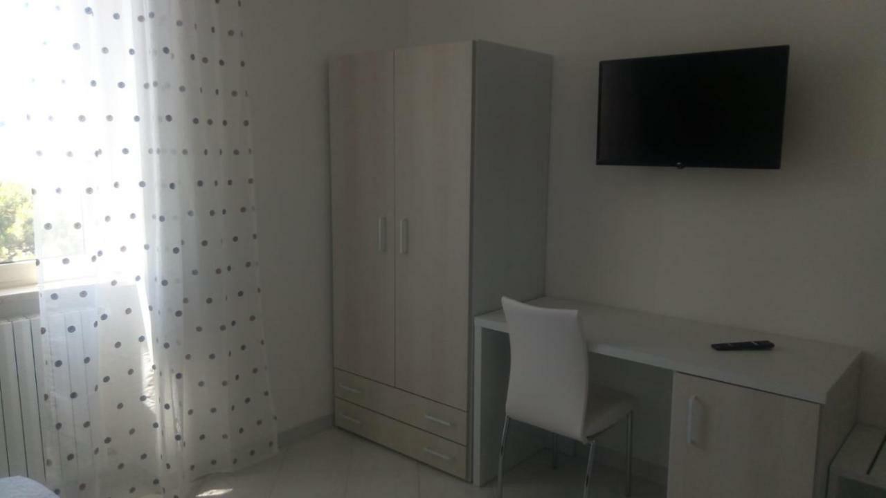 Casa Azzurro Di Mare Apartment เวียสเต ภายนอก รูปภาพ