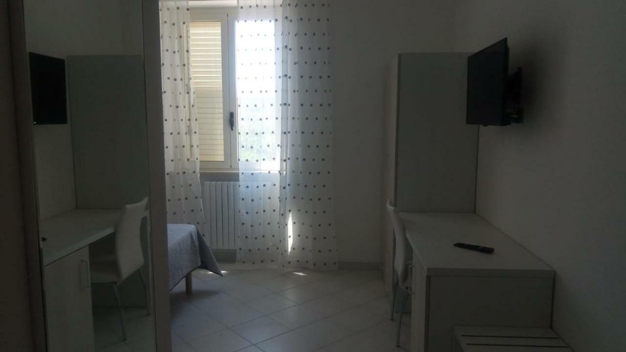 Casa Azzurro Di Mare Apartment เวียสเต ภายนอก รูปภาพ